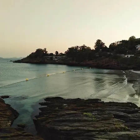 Martín Esperanza Hotel Portonovo